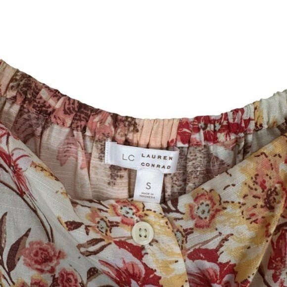 Lauren Conrad Women Small Multicolor Floral Blouse Puff Short Sleeve -Button Up - Picture 2 of 9